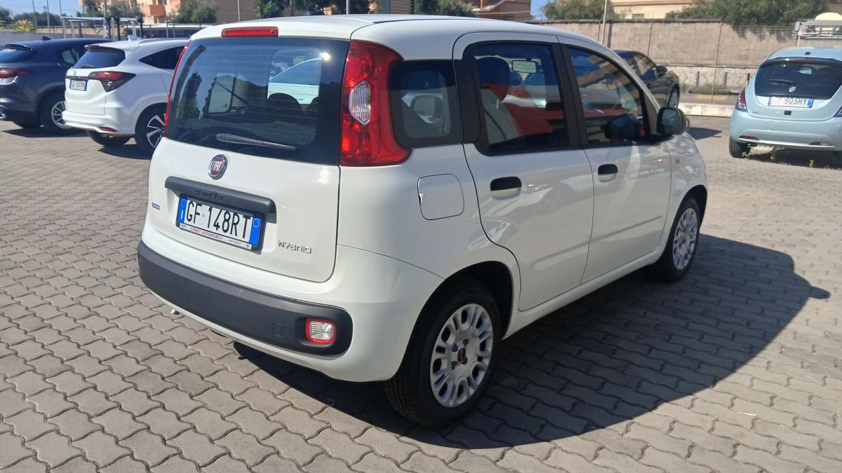 Fiat Panda 1.0 FireFly S&S 70CV Hybrid